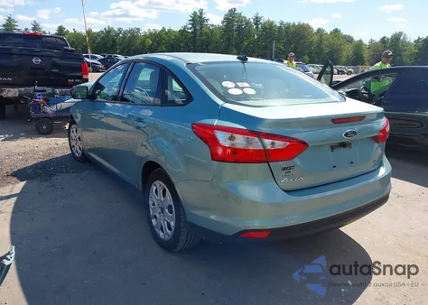 2012 Ford Focus Se z USA, uszkodzony, nr VIN 1FAHP3F25CL269578